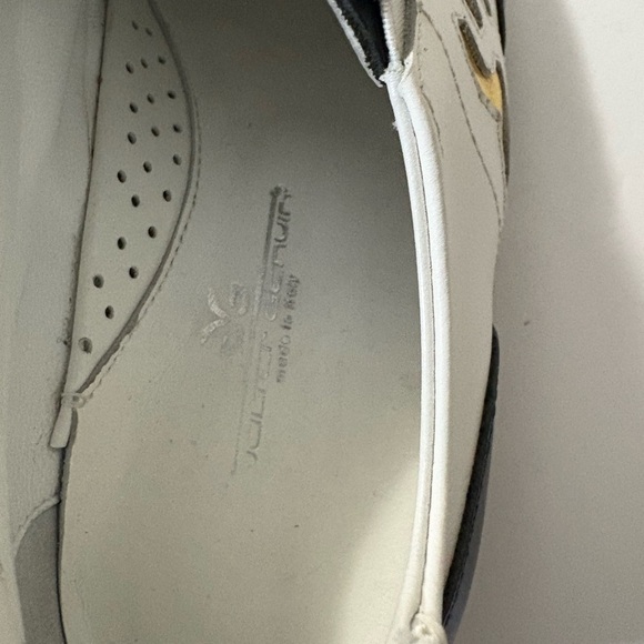 Walter Genuin Woman’s Blue and White Leather Golf Shoes w Gold Zip Closure. 7 - Picture 8 of 13